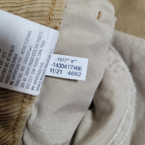 American Eagle Stretch Mom Straight Jean Corduroy Pants sz 18 - Picture 7 of 10